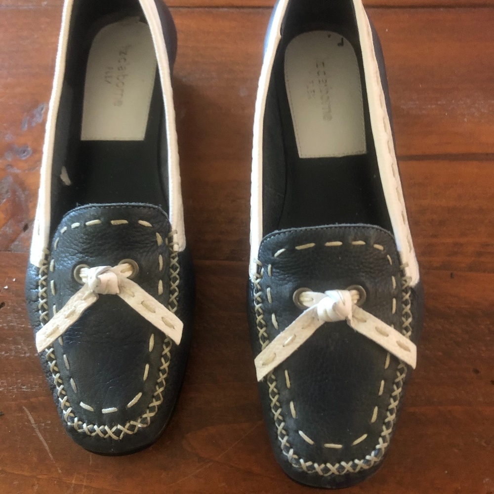 Size 7 Boat Shoes